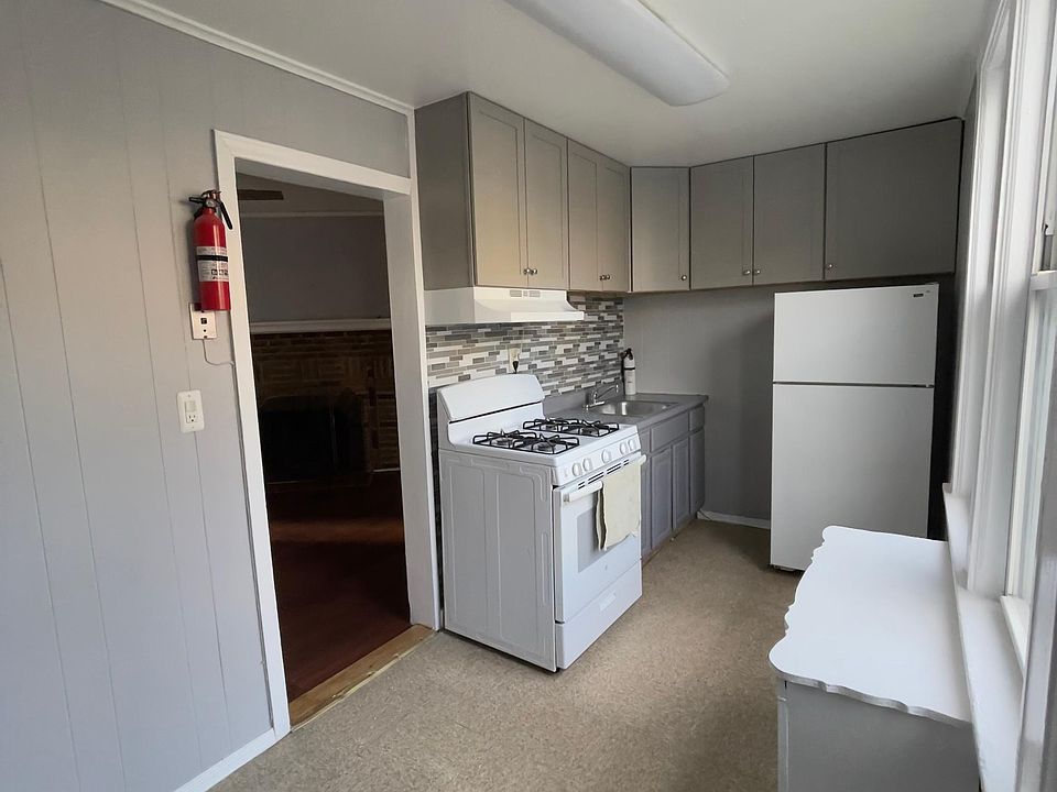 1st image of 230 N High St Floor 1