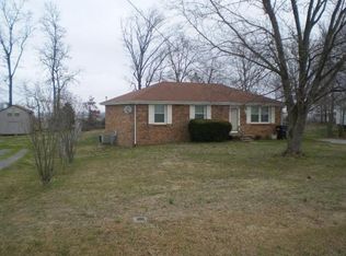 609 Bellamy Ln, Clarksville, TN 37043