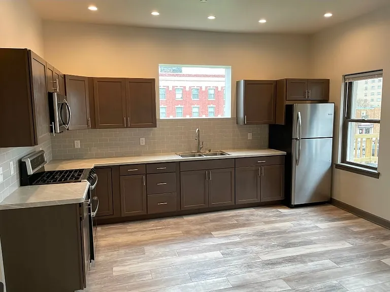 5815 6th Ave #1 — Photo 9