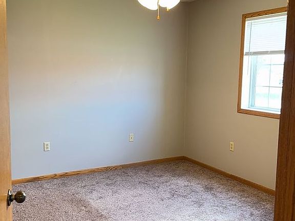 3rd image of 16960 54th Ave #Fi16962