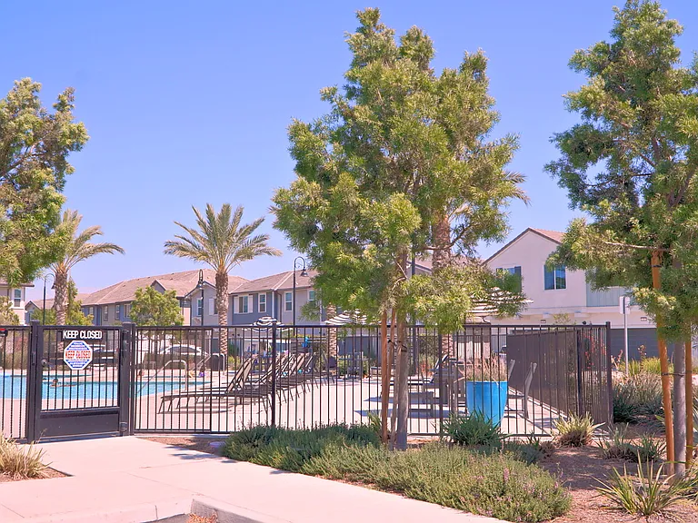 4260 S Crisanta Privado — Photo 26