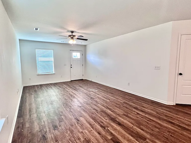 311 Alex Jordan Dr — Photo 7