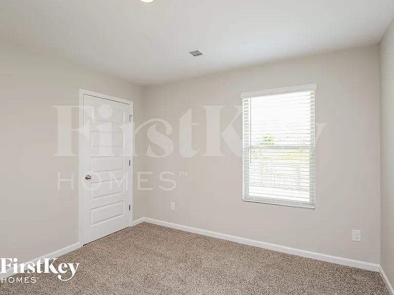 2102 Massey Ln — Photo 12