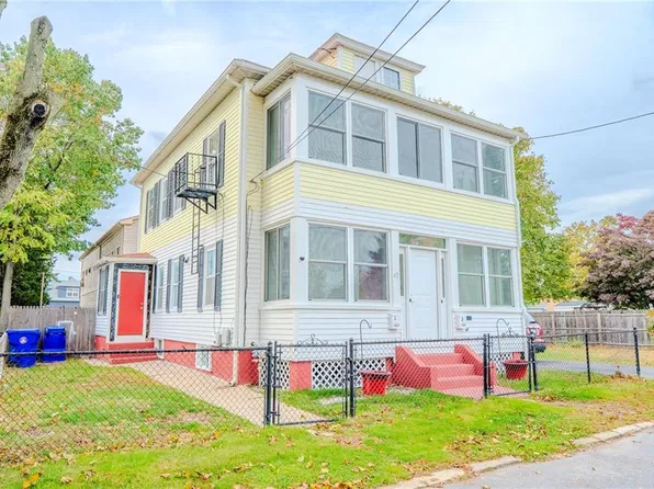 42 Garfield St, North Providence, RI 02904