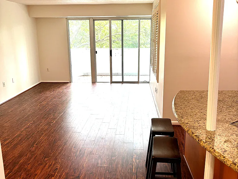 700 7th St SW #607 — Photo 6