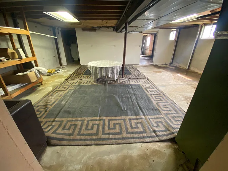 Basement crafting area & storage