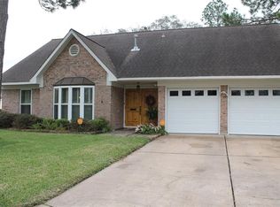 1908 S Palm Ct, Pasadena, TX 77502