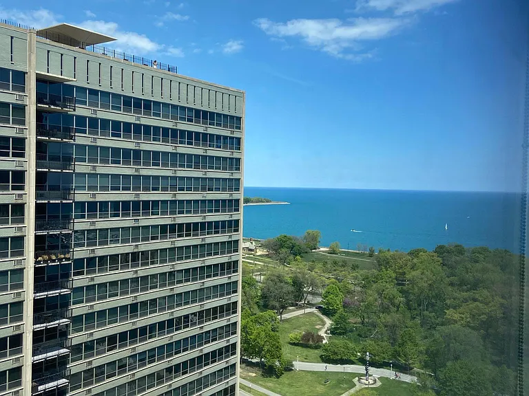 3550 N Lake Shore Dr #1306 — Photo 24