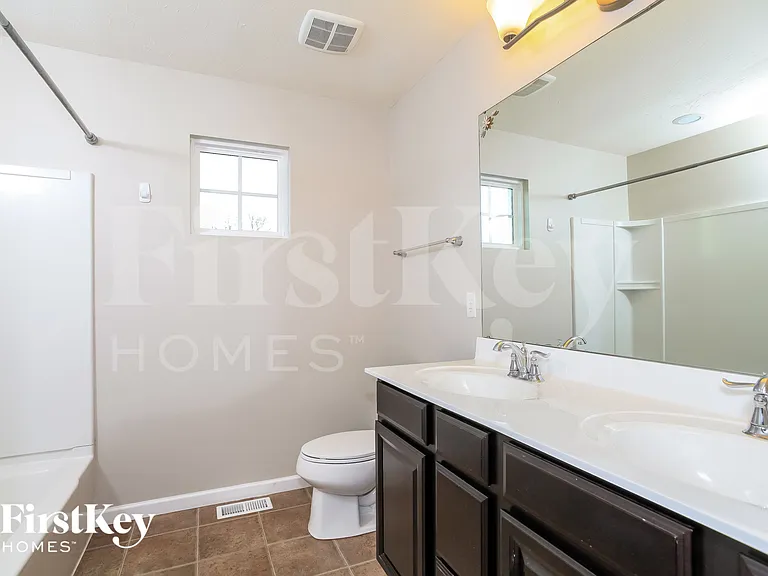 5222 River Ridge Dr — Photo 13