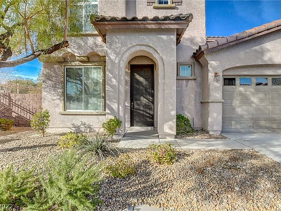 3rd image of 9891 Serona Heights Ct