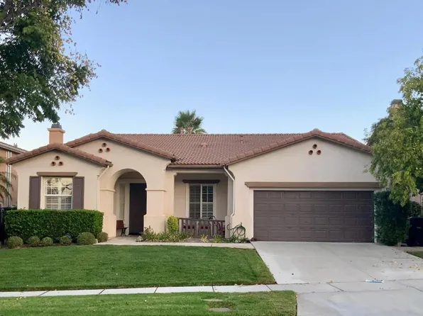 3981 Holly Springs Dr, Corona, CA 92881