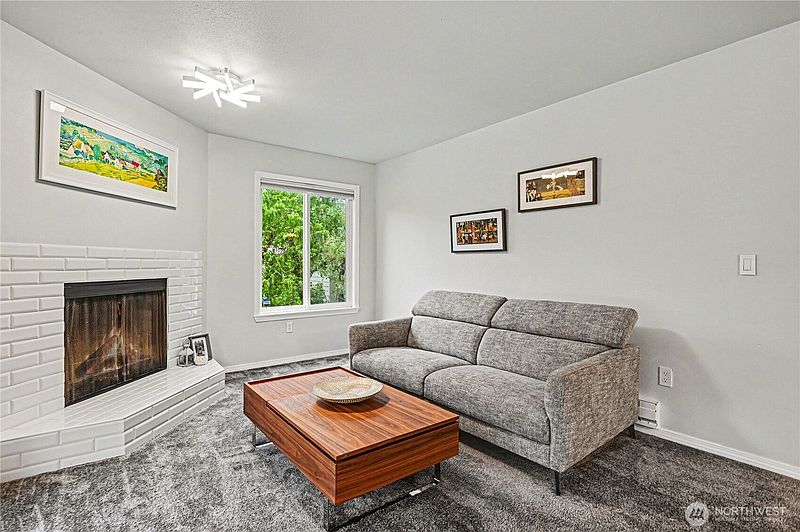 4th image of 13616 NE 7th Street #E3