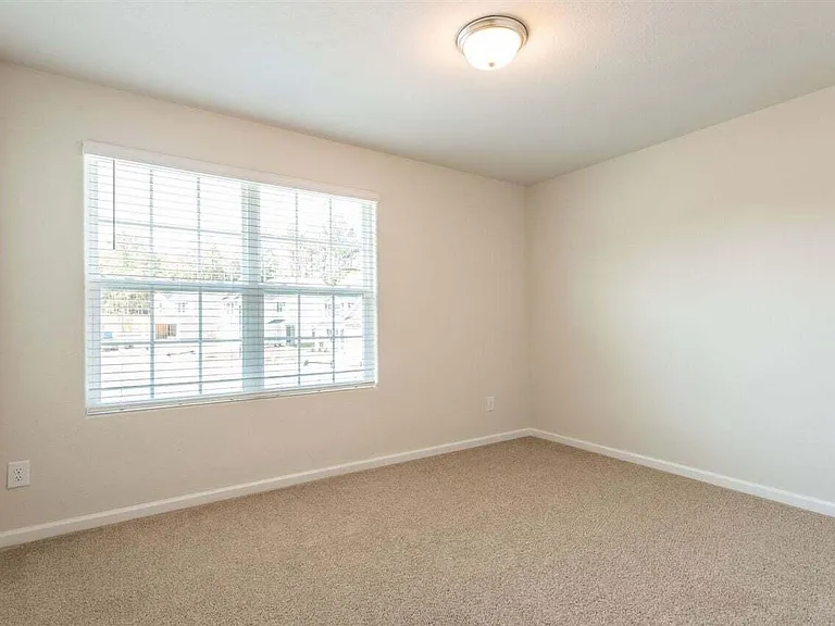 108 Brisk Dr — Photo 16
