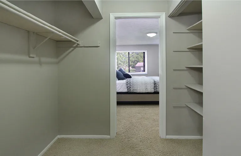 Inwood Village Apartments — Photo 18