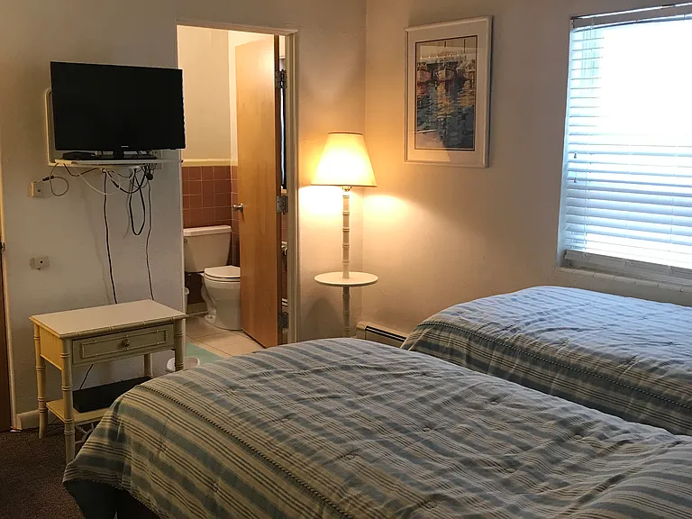 1424 Ocean Ave #1 — Photo 16
