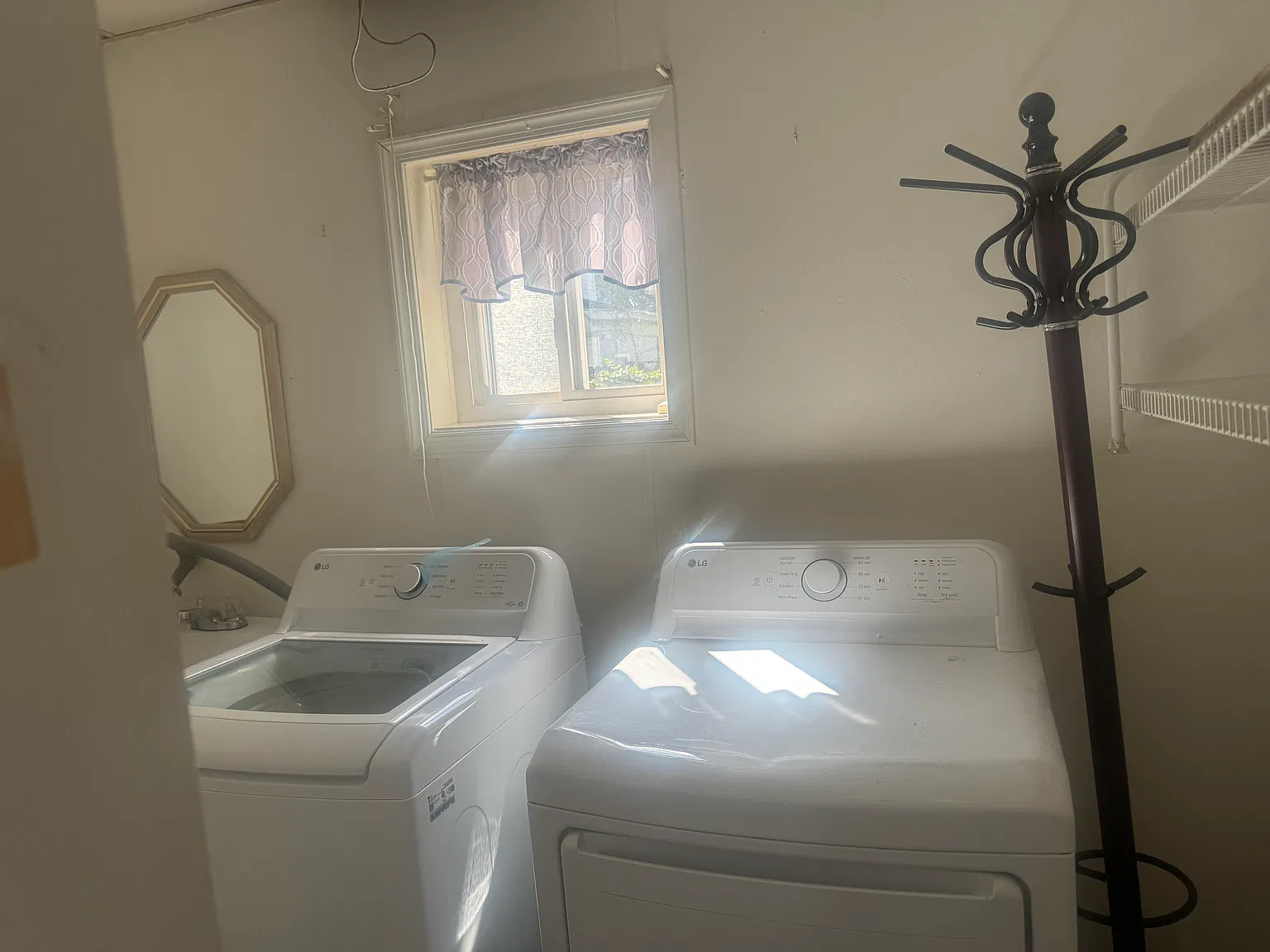 3 bed, 1616 sqft, $1,800 — Photo 2