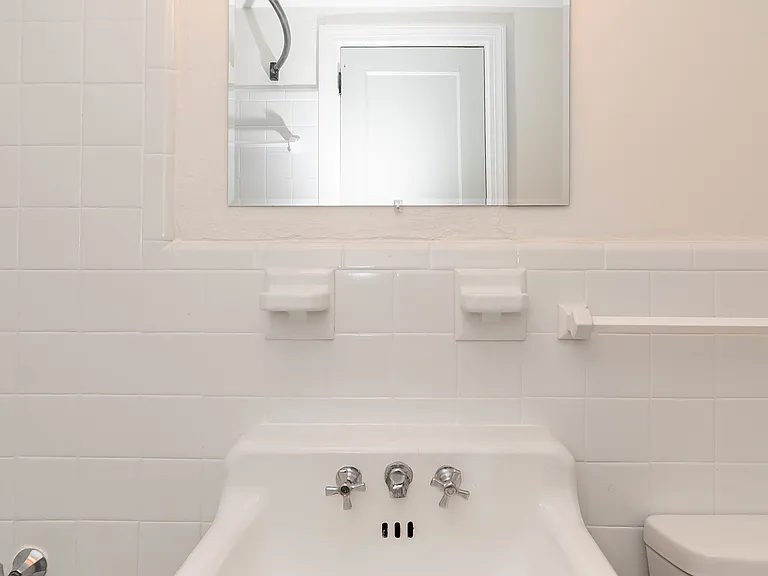 Sherwood Flats — Photo 17