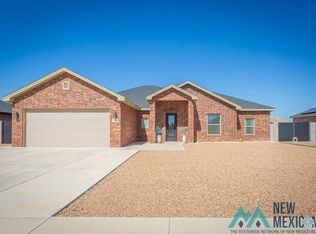 1014 Leslie Ln, Roswell, NM 88201