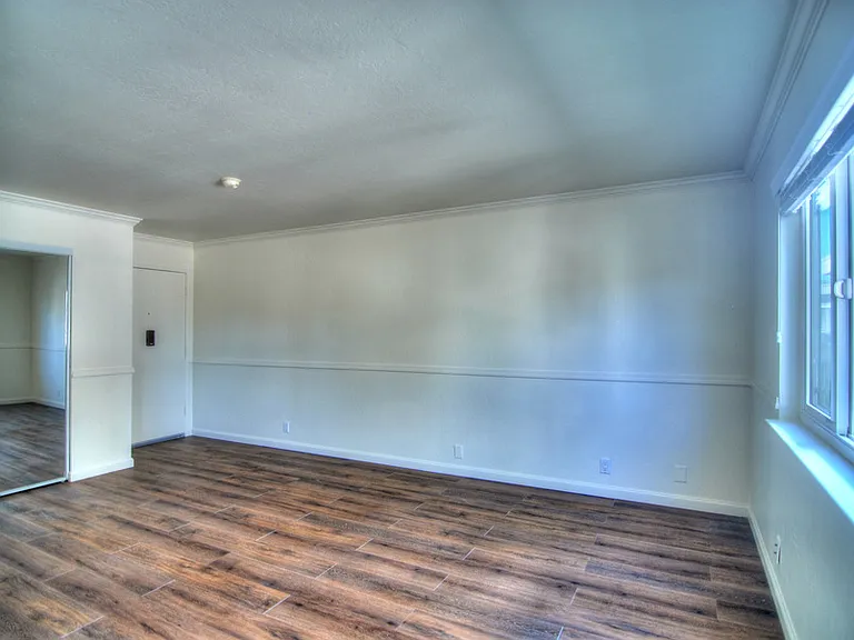 2240 Angela Ct #9 — Photo 7