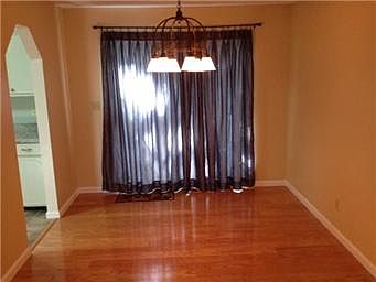 5th image of 717 N 18th St