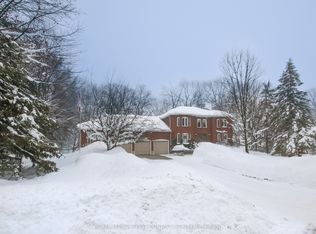 68 Alana Dr, Springwater, ON L9X 0S1