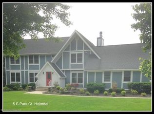 5 S Park Ct, Holmdel, NJ 07733