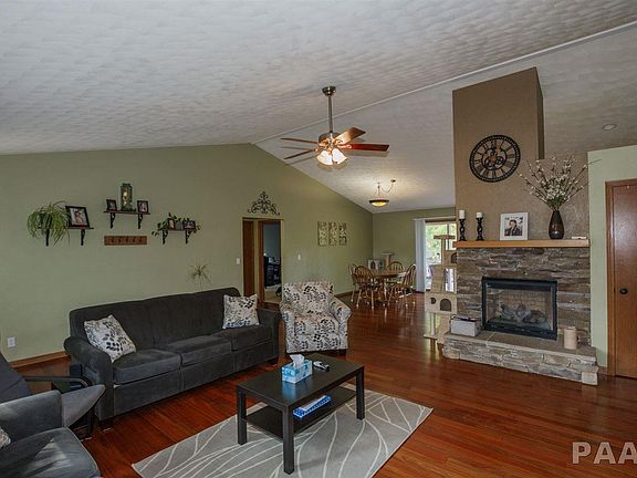 5th image of 413 N Phil Gould Dr