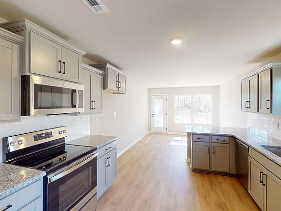 2nd image of 130 Stratman Dr