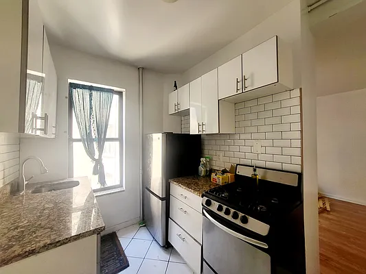 Rented by Douglas Elliman | media 6