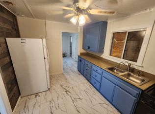 10172 S Tradepost Rd, Lucerne Valley, CA 92356