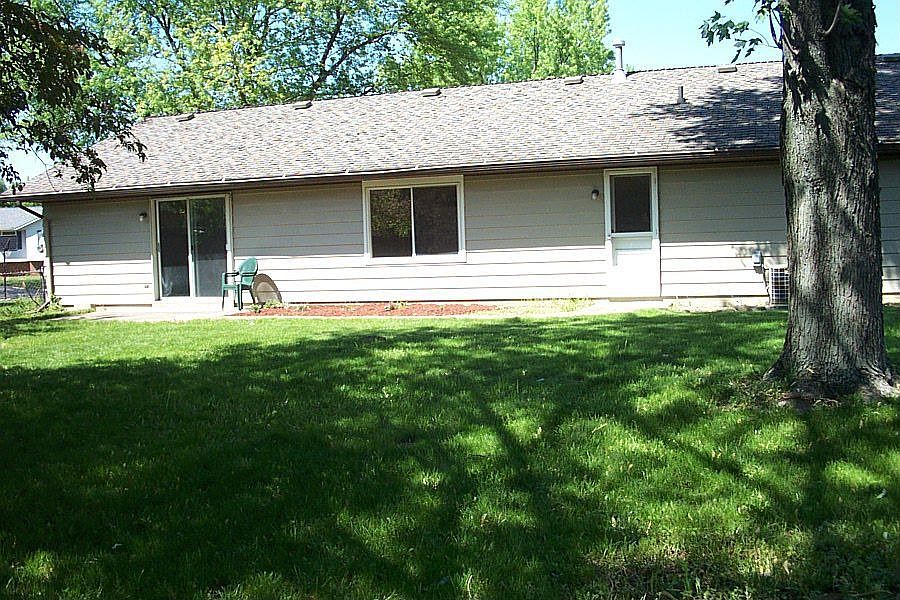 1st image of 3212 Hendrickson Ln