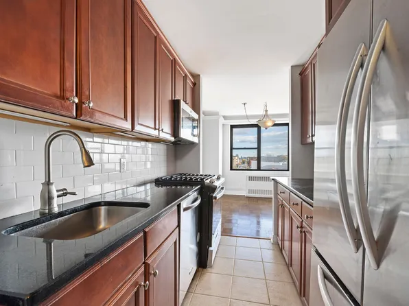 500 Central Avenue image 13 of 32