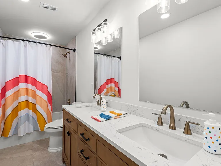 2507 Edgewater Dr — Photo 22