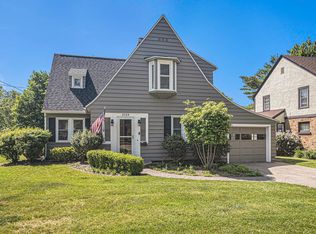 2328 Tipperary Rd, Kalamazoo, MI 49008