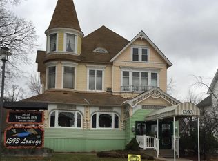 1393 Main St, Marinette, WI 54143