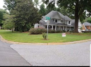 667 Michelle Ct, Lawrenceville, GA 30044