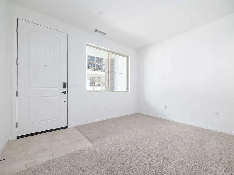 1749 Laurelwood Way — Photo 2