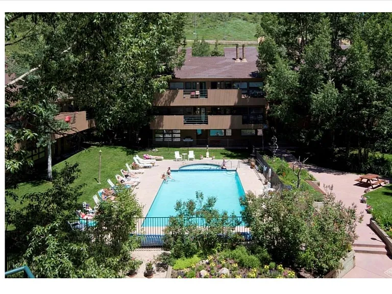 3931 Bighorn Rd #5-D — Photo 9