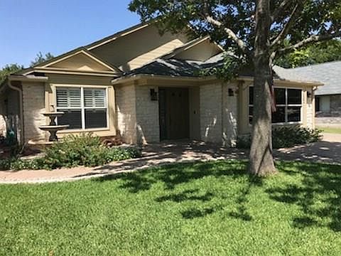 1st image of 702 W Custers Creek Bnd