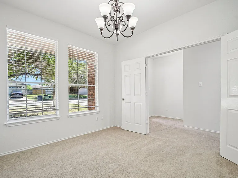 217 Killian Loop — Photo 12