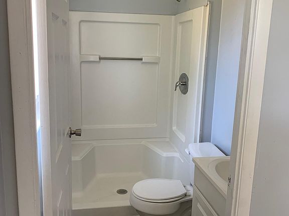 5th image of 3041 Chance Dr