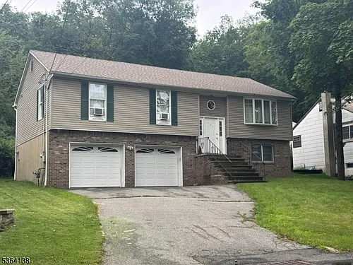 50 Monhegan Ave Photo 1