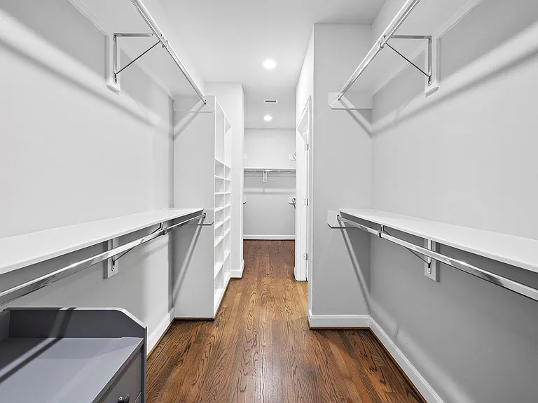 1217 Crockett St — Photo 19