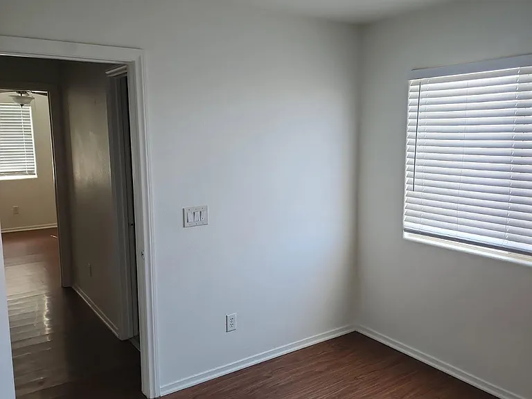 9914 Keephills St — Photo 34