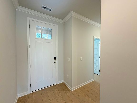 5th image of 131 Clift Creek Dr