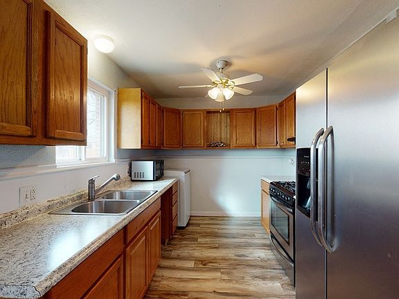 4th image of 2406 E 25th St
