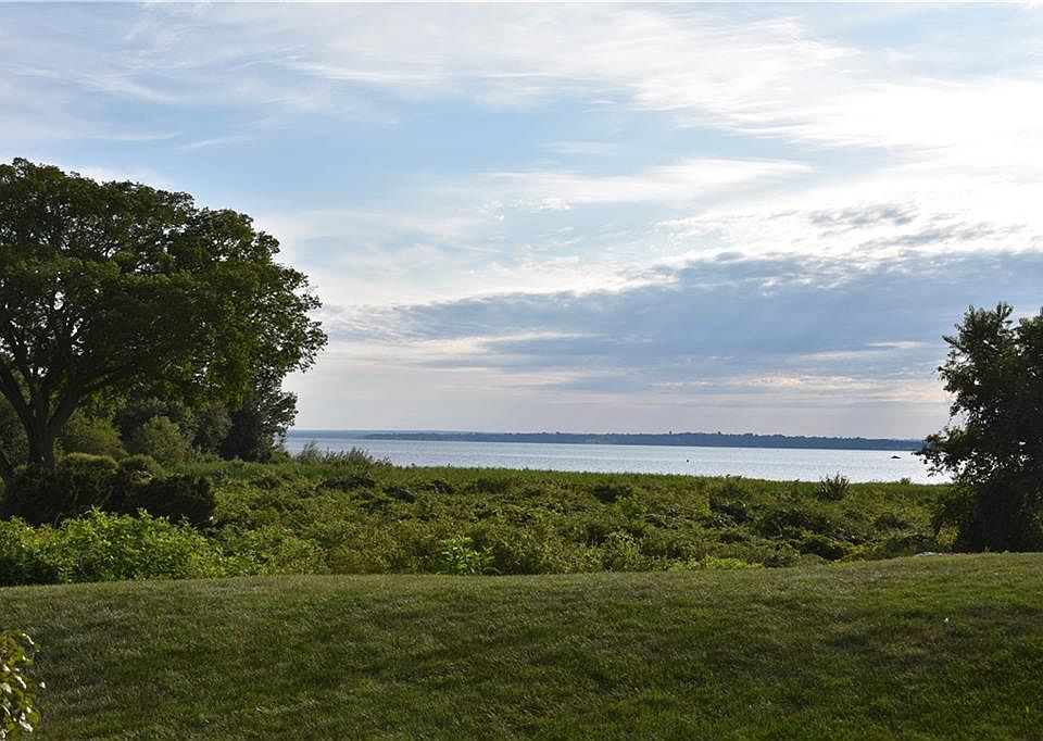 1st image of 25 Sea Breeze Ln #25