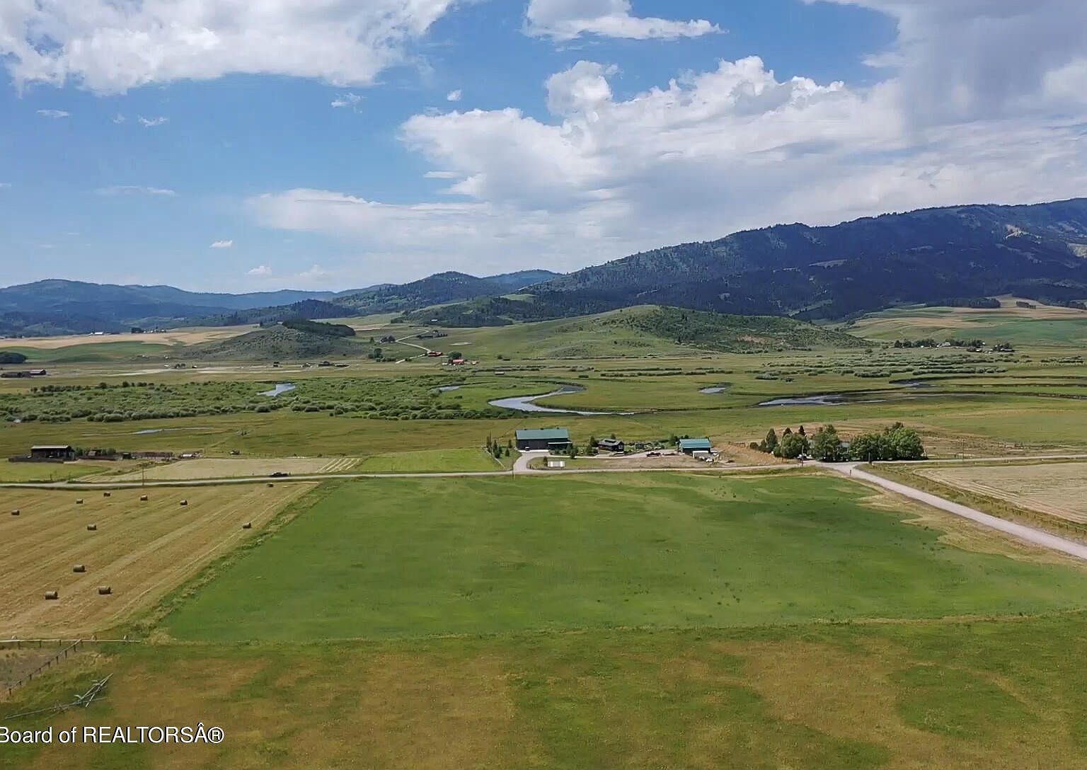 5 Royal Loop, Etna, WY 83118 Zillow