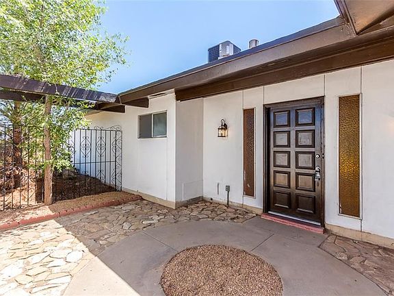 4th image of 10704 Vista Lomas Dr