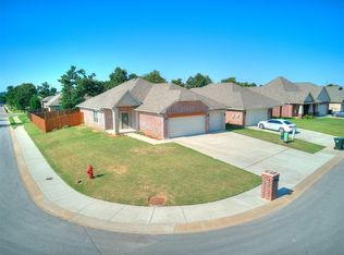 2516 Fallview Dr, Edmond, OK 73034